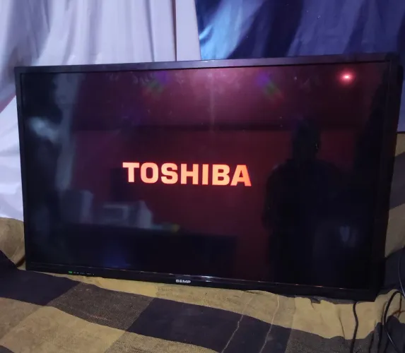 Vendo TV de led, não é smart 48 polegadas 