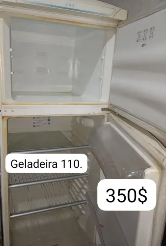 Geladeira em bom estado