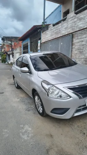 Nissan Versa SL 1.6 16V Flexstart 4P Mec. 2016