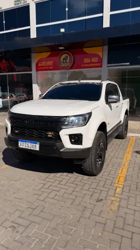 Chevrolet S10 Pick-up LTZ 2.5 Flex 4X2 CD 2017