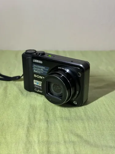 Câmera Sony cyber-shot (DSC-H70