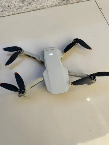 Drone dji mini 2 vendo ou troco por câmera insta 360
