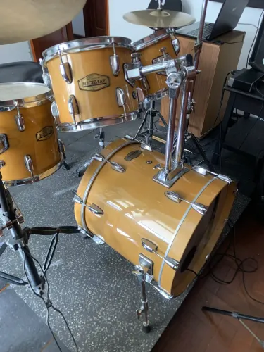  Bateria musical reduzida Michael série Classic 