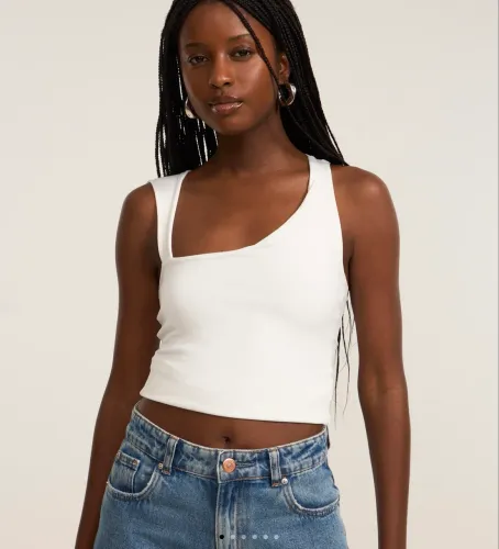 Blusa branca feminina