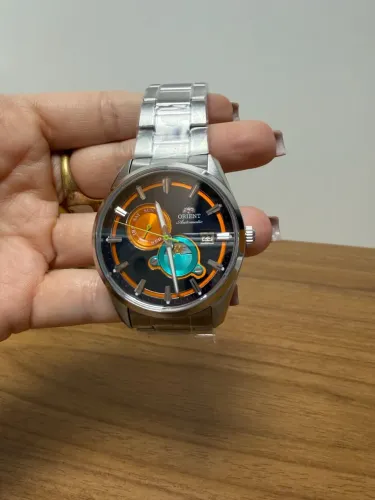 Relógio Orient Automático Stretto Sun & Moon RA-AK0316L30B Edição Limitada : Masculino 