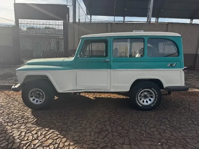 Willys Overland Jeep 2.6 12V Gasolina 2P 1973