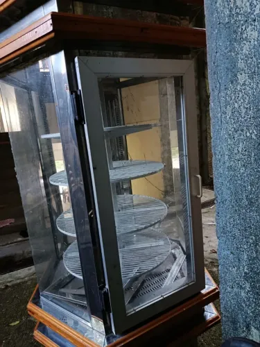 Expositor Para Bolos E Tortas Giratório 4 andares 