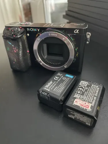 Câmera Sony a6000
