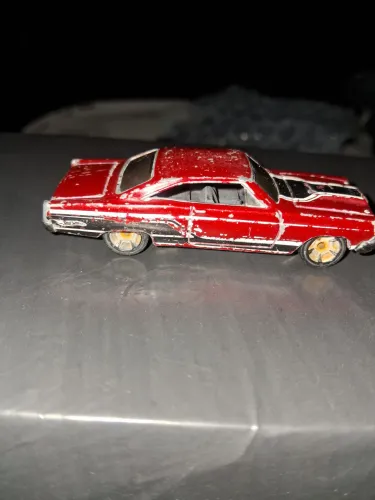 Hot Wheels 66 Ford Fairlane GT