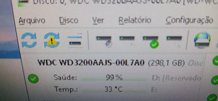 Hd desktop 320gb saude 99%