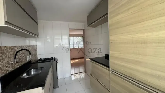 Apartamento - Residencial Campo Belo - Jardim Satélite - 3 Dormitórios - 68m².