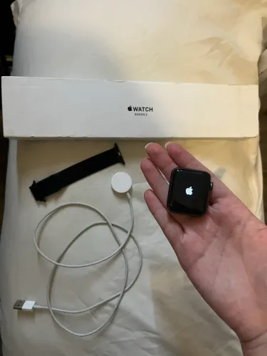Apple watch series 3-usado com carregador e pulseira