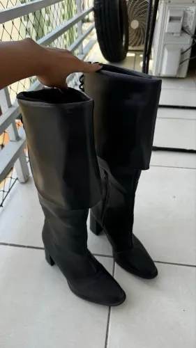 bota preta constance usada 1x