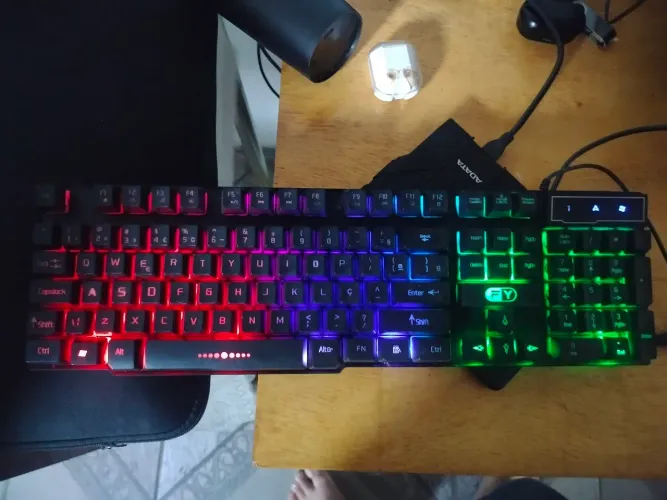 Teclado Gamer RGB - Retroiluminado