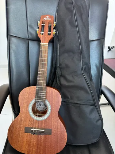 Cavaquinho Malibu