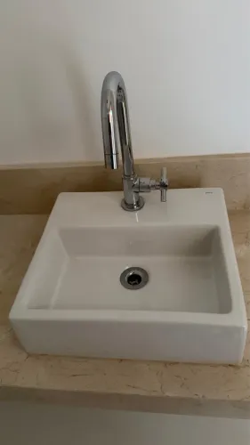 Cuba de apoio nova para lavabo, Deca original, sem uso