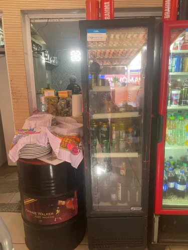 Geladeira expositora