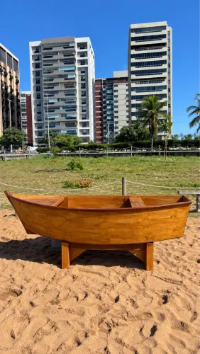 Barca de Madeira para Aluguel | Decoração de Eventos | Eventos e Festas
