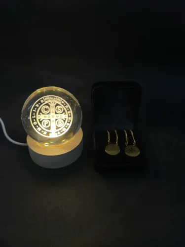 Kit São Bento: Luminária LED + Escapulário | Presente Religioso Católico