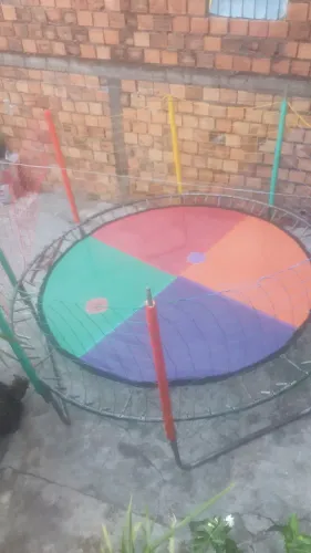 Estrutura para pula pula.