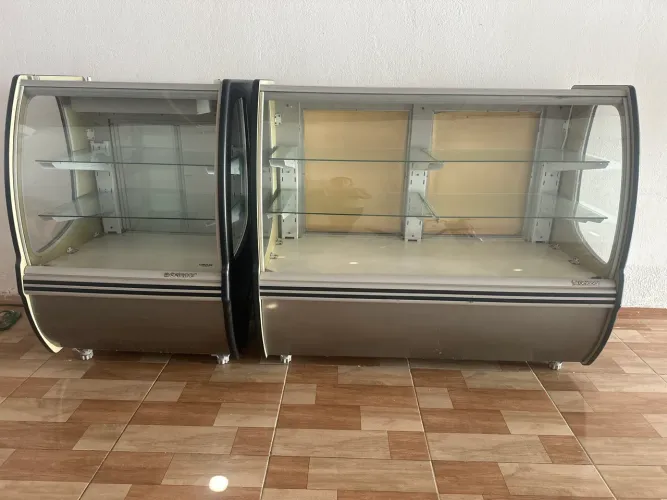 Vende-se balcão 