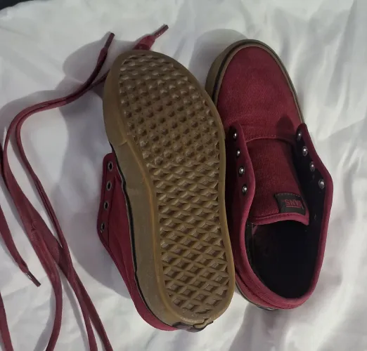 TENIS VANS DE LONA VERMELHO VINTAGE