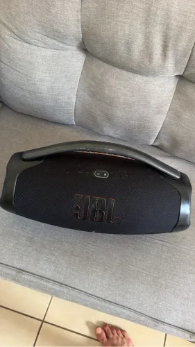 vendo jbl bombox 3 SEMINOVA