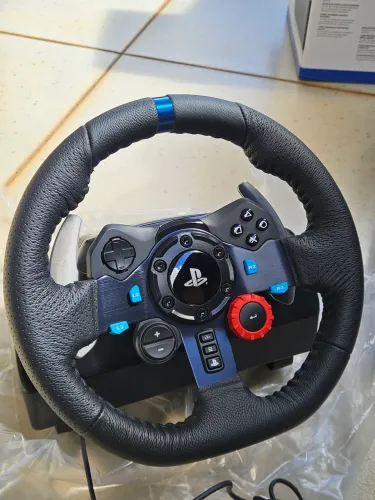Volante Logitech G29 + Câmbio Manual Driving Force - Na Caixa Original / Estado de Novo