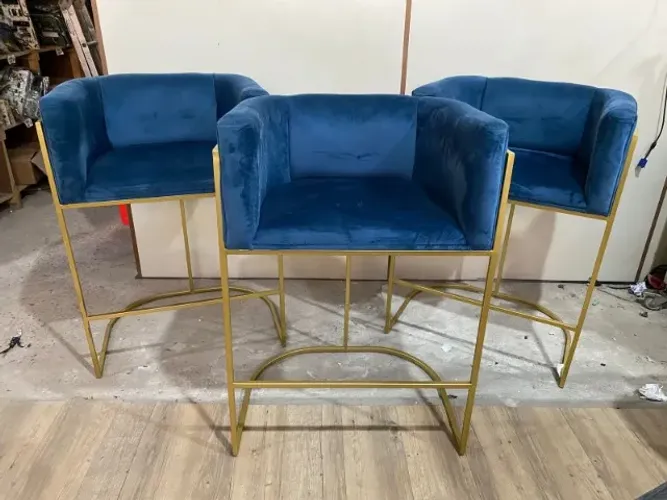 Kit 3 Banquetas/Poltronas Altas em Veludo Azul com Estrutura Dourada - Excelente Estado