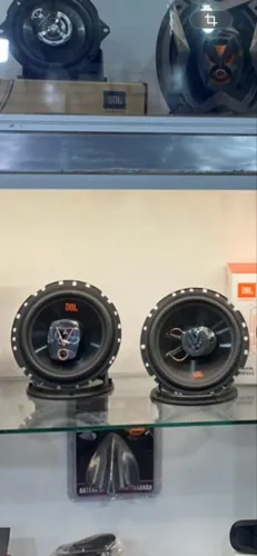 som de porta de carro JBL