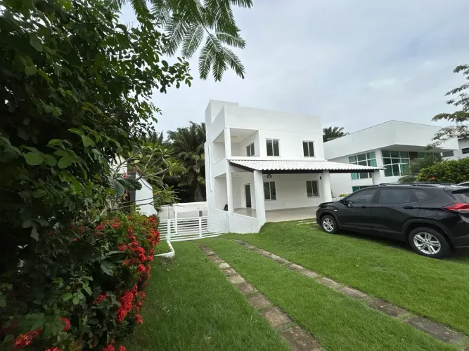 Casa no Alphaville litoral norte 1