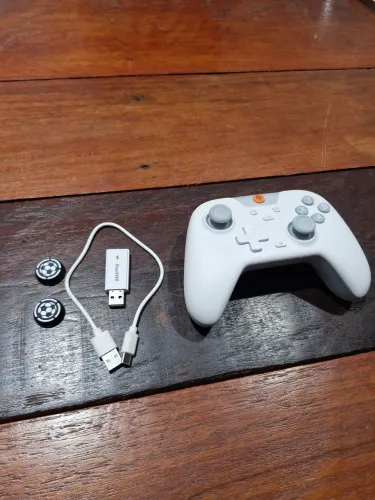 Controle Easysmx X05 branco ? Bluetooth + 2.4G