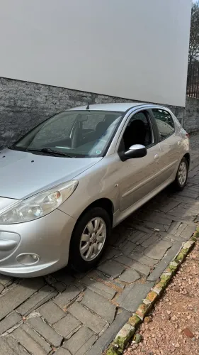 Peugeot 207 XR Sport 1.4 Flex 8V 5P 2011