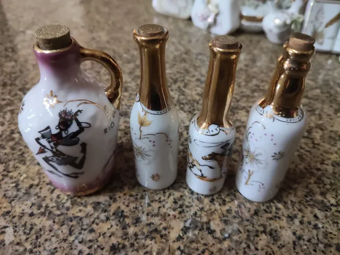 Lote mini garrafas porcelana 