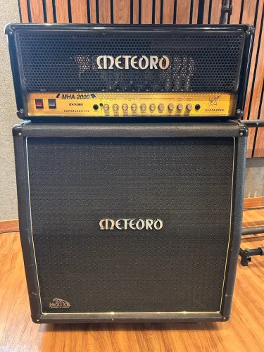 Cabeçote Meteoro MHA 2000 + caixa Jaguar 4x12 stereo
