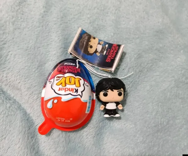 Mike Stranger things Kinder Joy