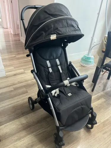 Carrinho de bebê Chicco dobrável