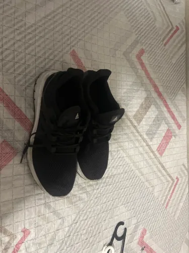 Tenis Adidas Preto - Tamanho 42