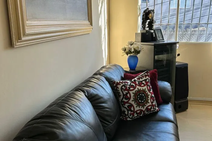 Apartamento à Venda - Barroca, 3 Quartos, 75 m2