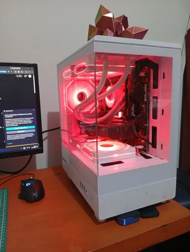 Pc gamer / Edição 4k 14600k + 32gb ddr5 + 5060ti 16gb + 1 TB ssd