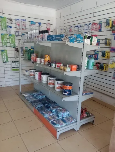 Prateleira reforçada 