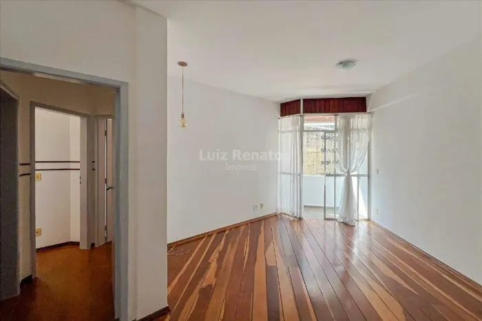 Apartamento à venda no bairro Santo Antônio