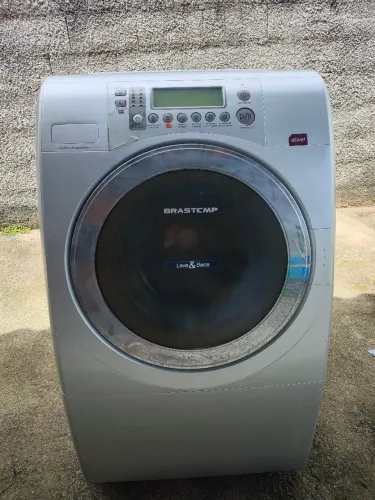Máquina lava e seca brastemp
