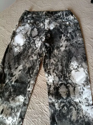 Conjunto de calça e jaqueta Tam 12
