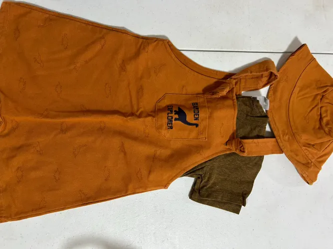 Conjunto jardineira 12 meses
