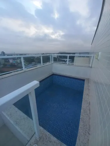 Cobertura com área de lazer privativa 220m2 Novo Cavaleiros Macaé