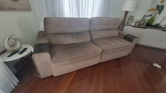 Sofa Retrátil 04 lugares