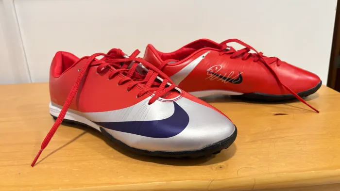 Chuteira Mercurial CR7 - Nova