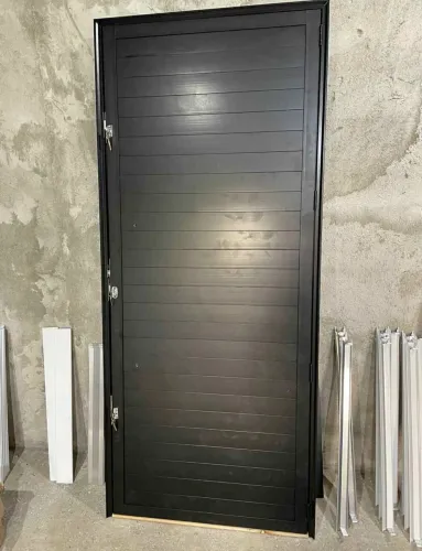PORTAS DE ALUMÍNIO PRETAS - LINHA 25 - A PARTIR DE R$695