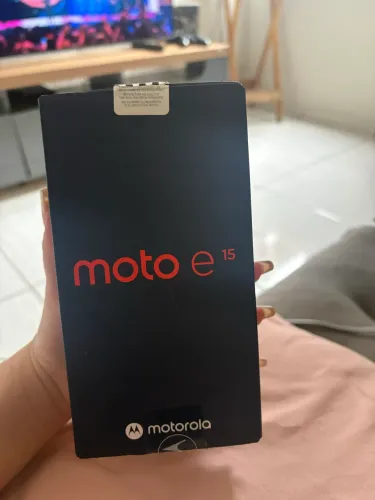 Celular moto e15